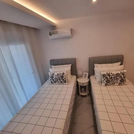 Afroditi Grigoriu Luxury Lägenhet